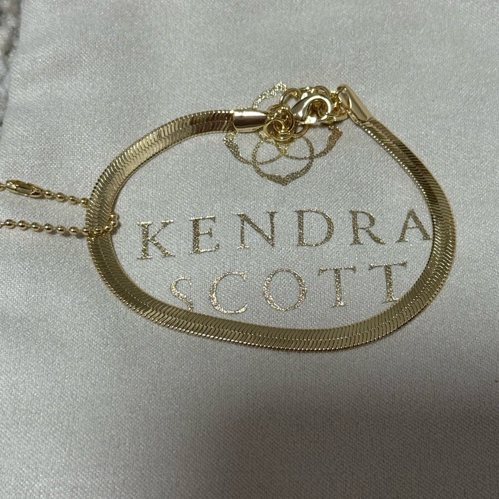 Kendra Scott Gold Bracelet - Picture 7 of 9